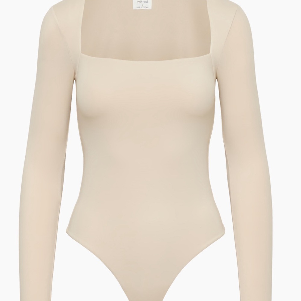 Aritzia bodysuit